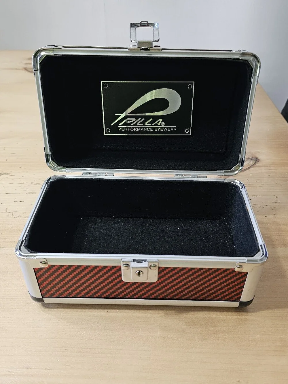 Pilla Performance Eyewear Carbon Case